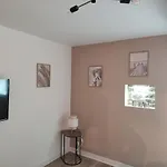 La Vie Est Belle Дом отдыха
