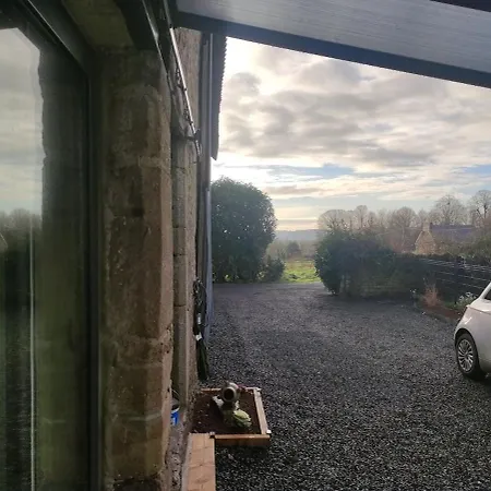 La Vie Est Belle Nyaraló *